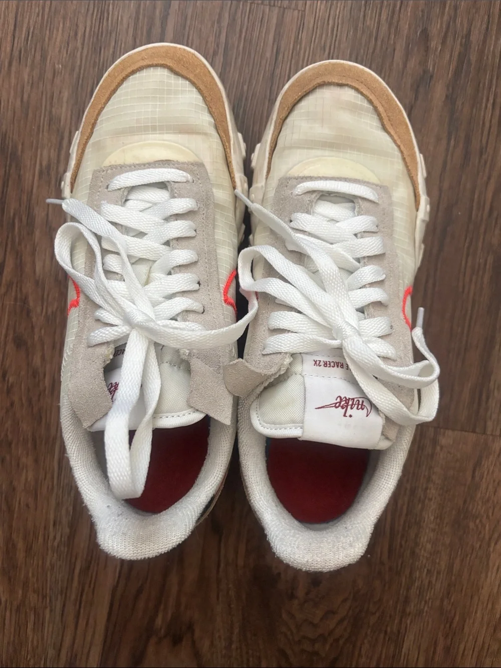 Nike Waffle Racer 2X White Bright Crimson Tan Gum Womens 7 CK6647-101